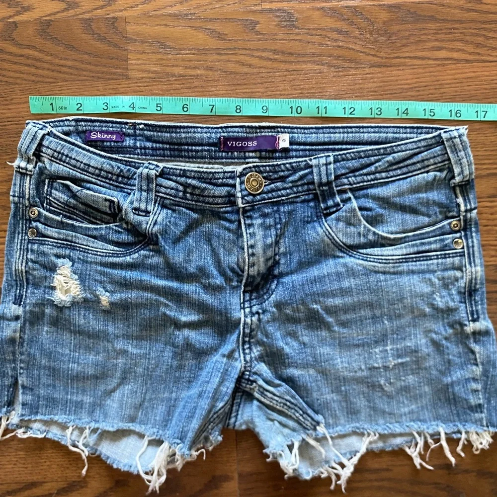 VIGOSS DENIM SHORTS!